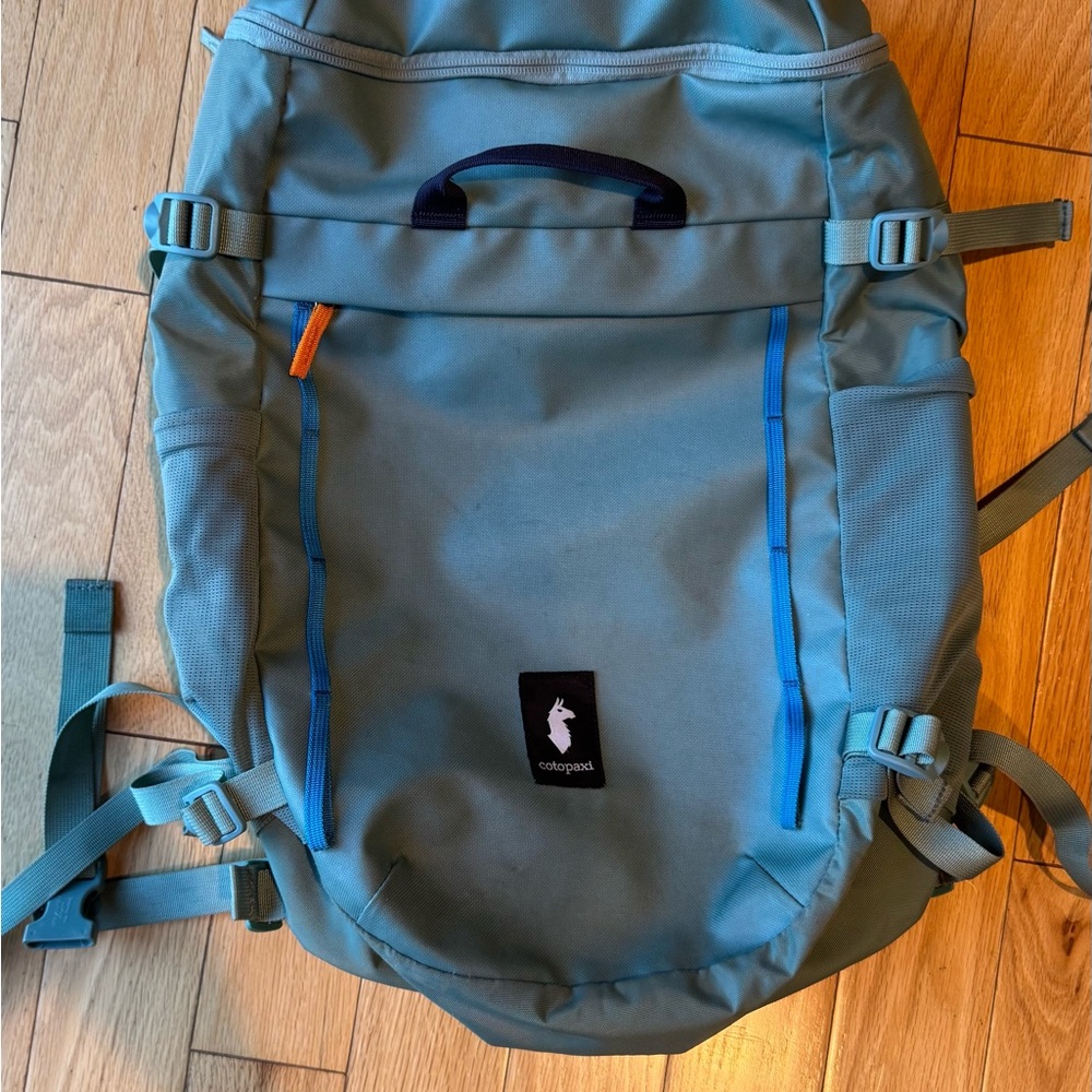 Cotopaxi Torre 24L Bucket Pack Cara Día Blue Backpack